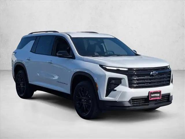 2026 Chevrolet Traverse FWD LT