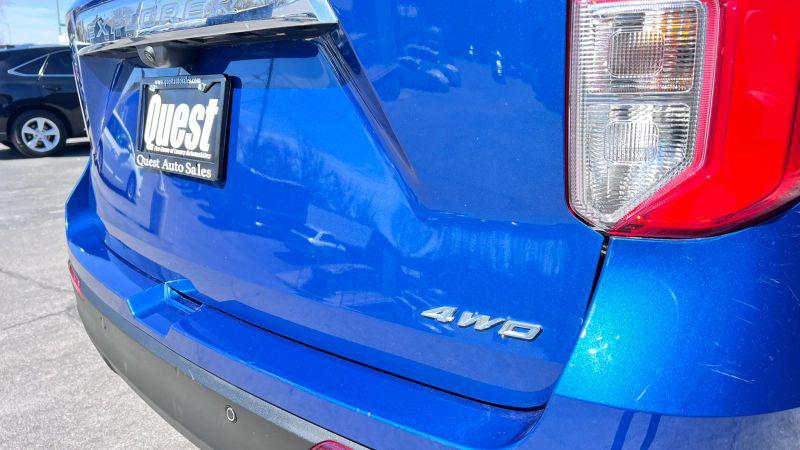 2023 Ford Explorer Base