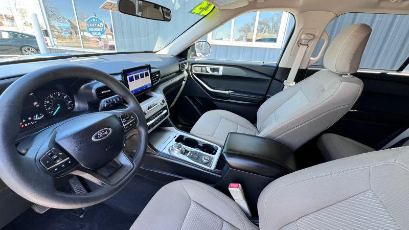 2023 Ford Explorer Base
