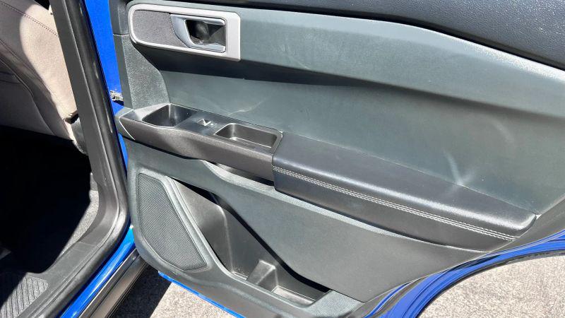 2023 Ford Explorer Base