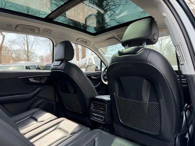 2023 Audi Q7 Premium Plus 45 TFSI quattro Tiptronic