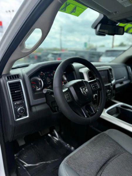2018 Ram 1500 Big Horn Crew Cab 4x4 5'7" Box