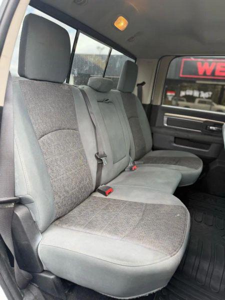 2018 Ram 1500 Big Horn Crew Cab 4x4 5'7" Box