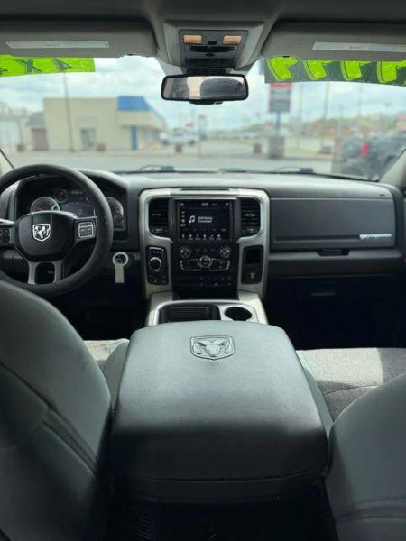 2018 Ram 1500 Big Horn Crew Cab 4x4 5'7" Box