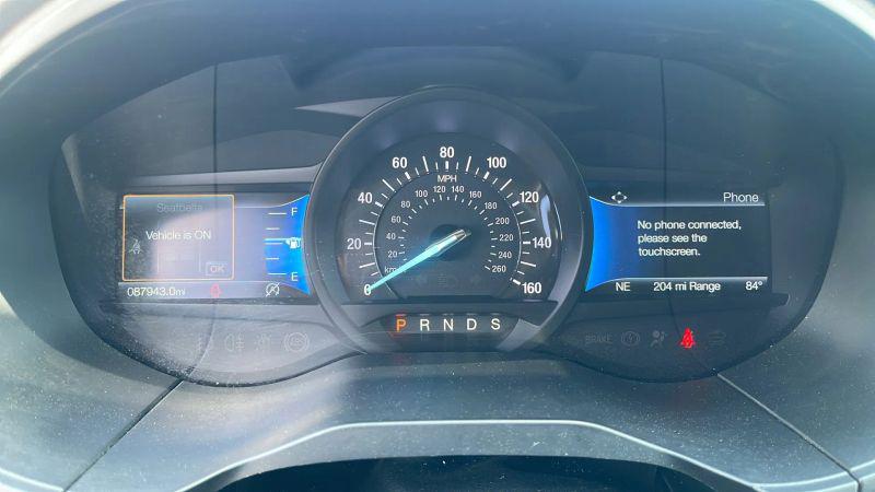 2022 Ford Edge SE