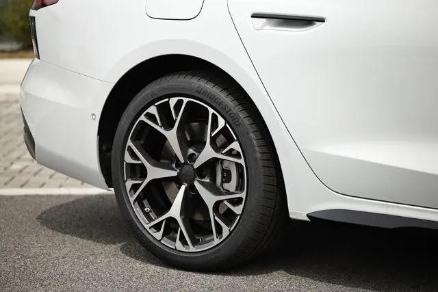 2026 Audi A6 Premium Plus quattro S tronic