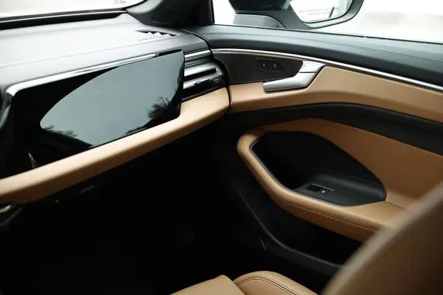 2026 Audi A6 Premium Plus quattro S tronic