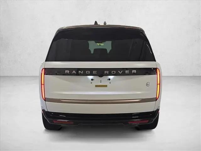 2026 Land Rover Range Rover P615 SV