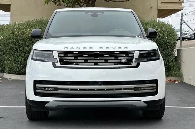 2026 Land Rover Range Rover P530 SE 7 Seat