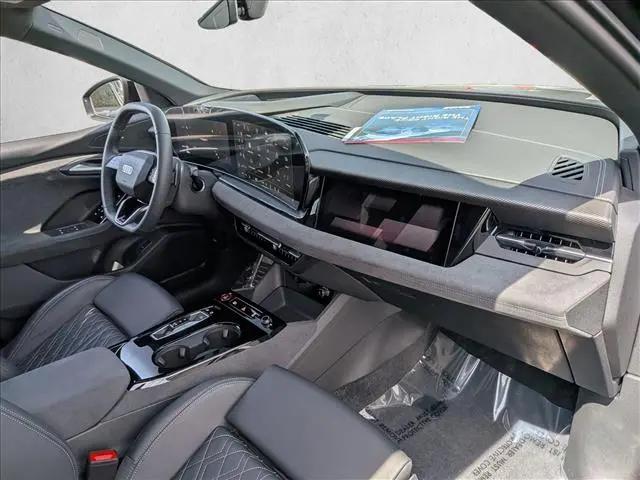 2025 Audi SQ6 e-tron Prestige quattro