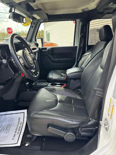 2015 Jeep Wrangler Unlimited Altitude