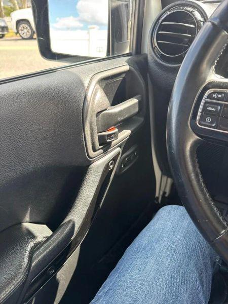 2015 Jeep Wrangler Unlimited Altitude