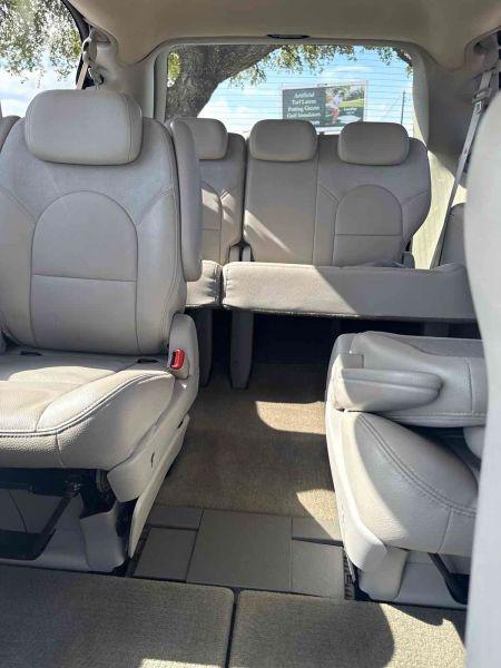 2007 Chrysler Town & Country Limited