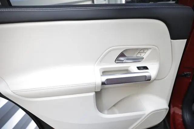2023 Mercedes-Benz GLB 4MATIC