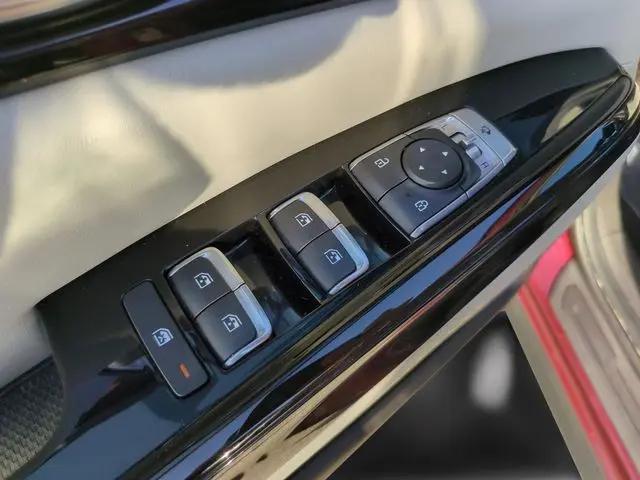2023 Kia Carnival MPV SX Prestige