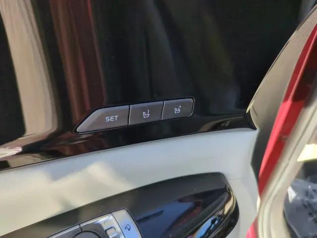 2023 Kia Carnival MPV SX Prestige