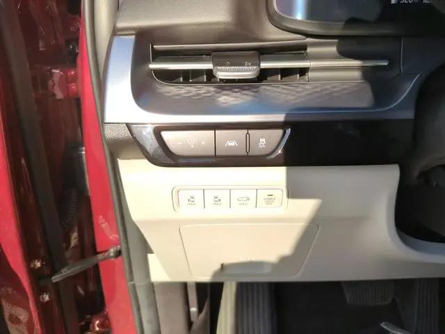 2023 Kia Carnival MPV SX Prestige