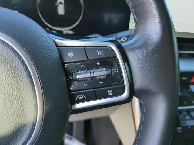 2023 Kia Carnival MPV SX Prestige