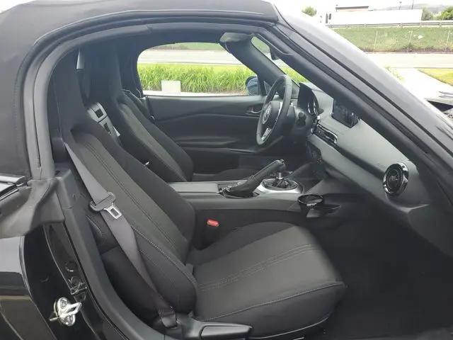 2026 Mazda MX-5 Sport