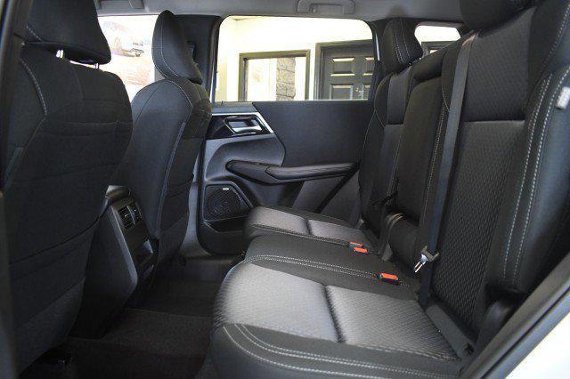 2026 Mitsubishi Outlander ES 1.5T S-AWC