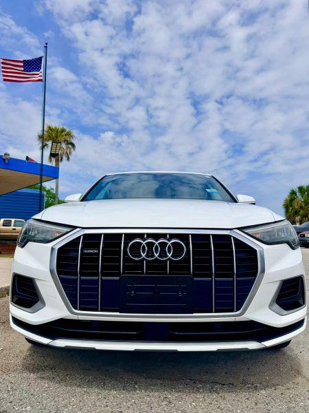 2020 Audi Q3 Premium 45 TFSI quattro Tiptronic