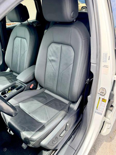 2020 Audi Q3 Premium 45 TFSI quattro Tiptronic