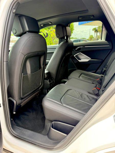2020 Audi Q3 Premium 45 TFSI quattro Tiptronic