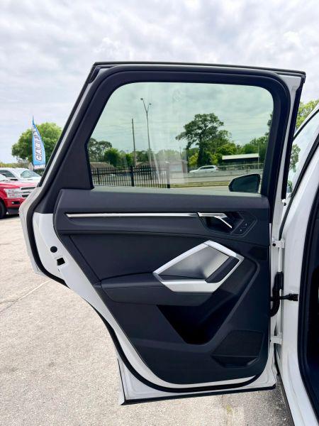 2020 Audi Q3 Premium 45 TFSI quattro Tiptronic