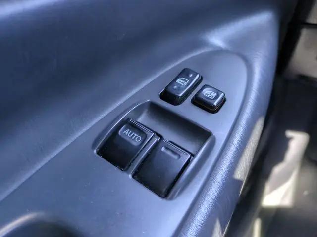 2001 Toyota Camry SE V6