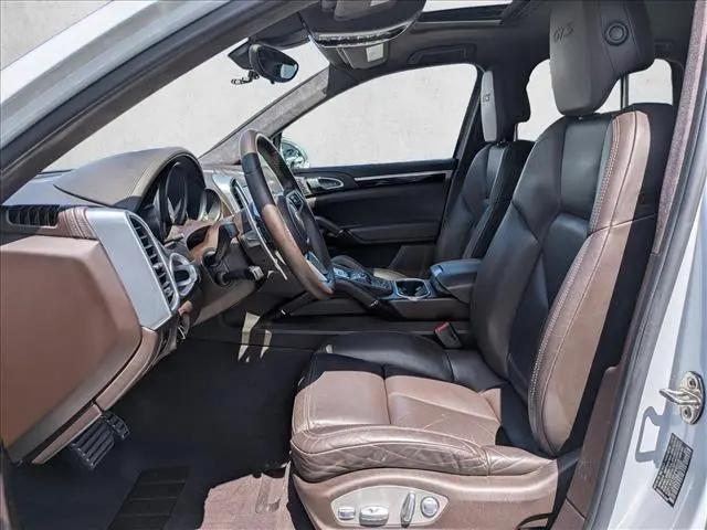 2016 Porsche Cayenne GTS