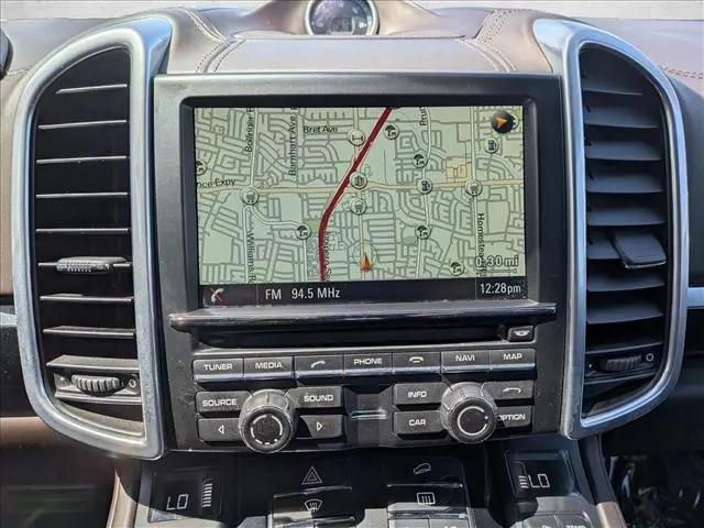 2016 Porsche Cayenne GTS