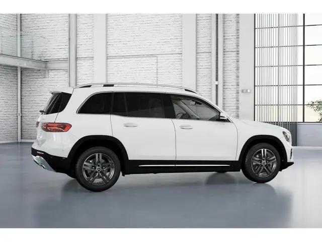 2026 Mercedes-Benz GLB 4MATIC