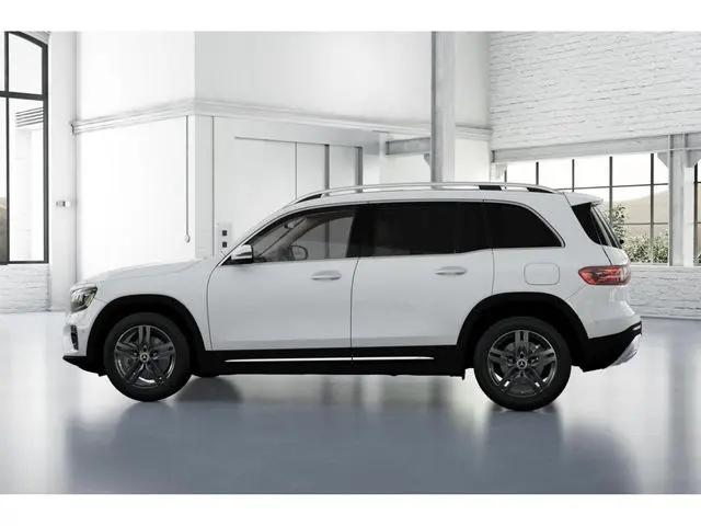 2026 Mercedes-Benz GLB 4MATIC