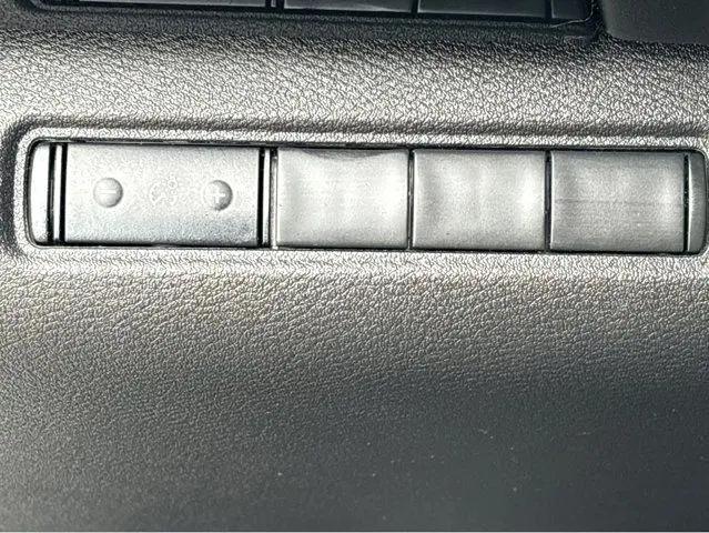 2024 Nissan Pathfinder S FWD