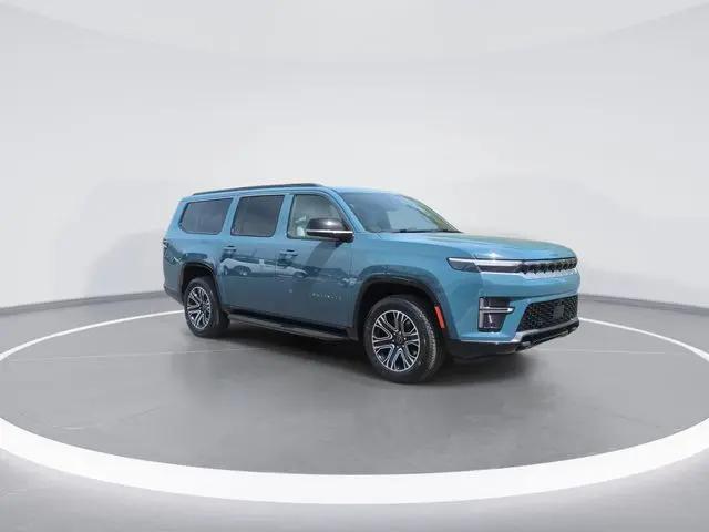2026 Jeep Grand Wagoneer L 4x4