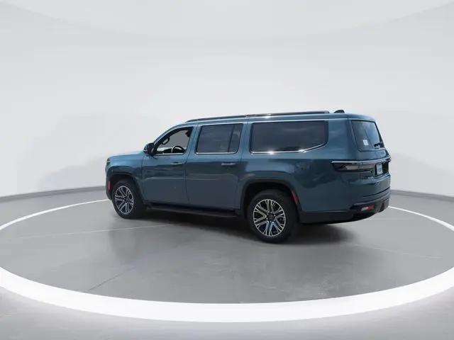 2026 Jeep Grand Wagoneer L 4x4