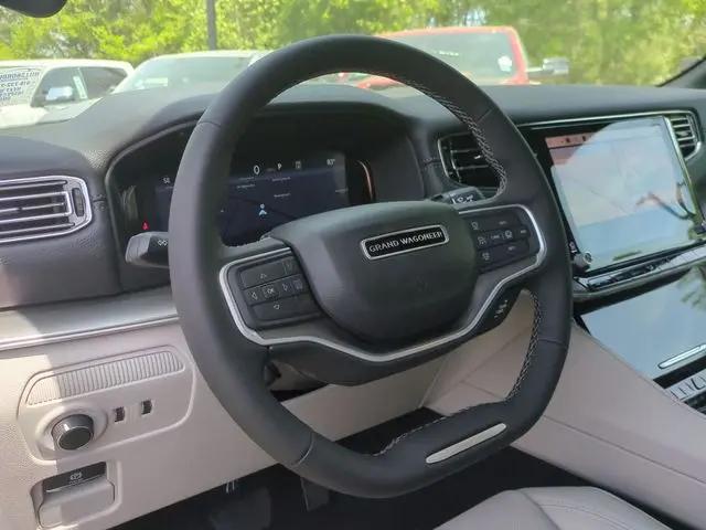 2026 Jeep Grand Wagoneer L 4x4