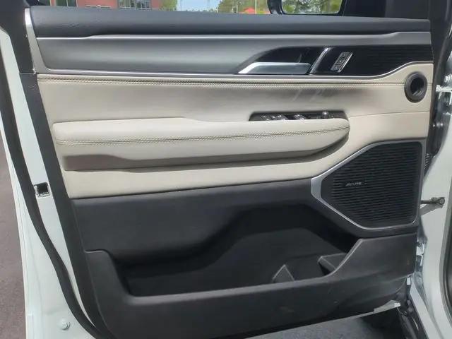 2026 Jeep Grand Wagoneer 4x4