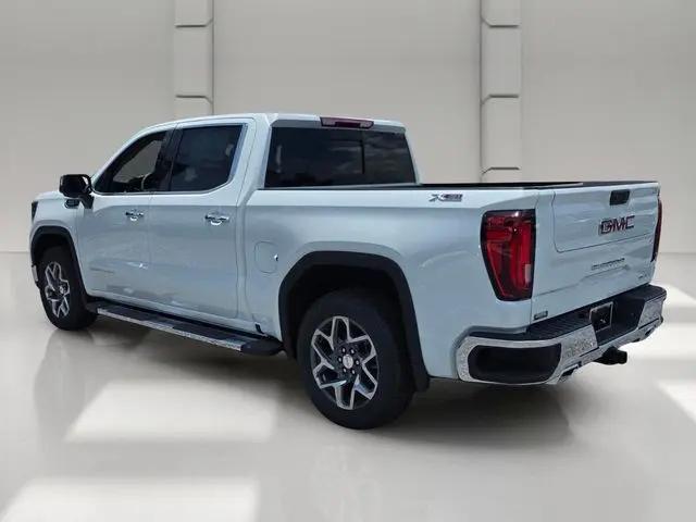 2026 GMC Sierra 1500 Crew Cab, Short Bed, SLT, 4WD