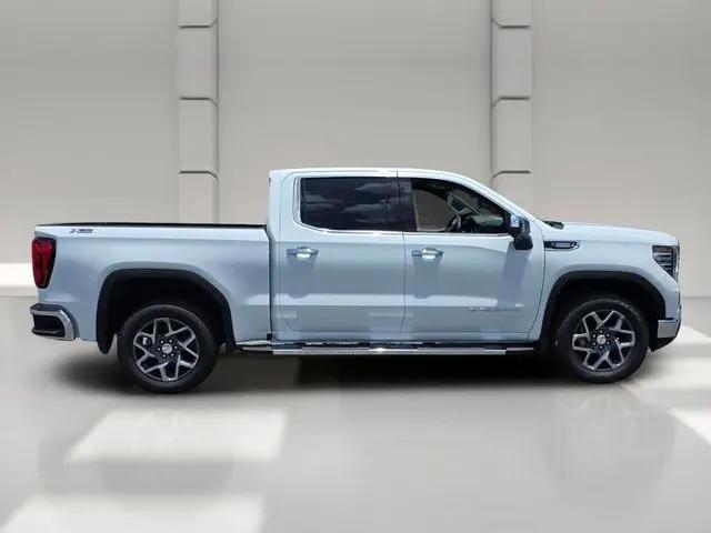 2026 GMC Sierra 1500 Crew Cab, Short Bed, SLT, 4WD