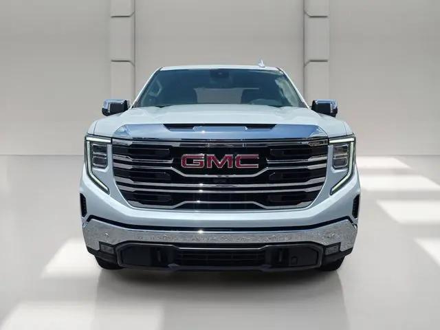 2026 GMC Sierra 1500 Crew Cab, Short Bed, SLT, 4WD