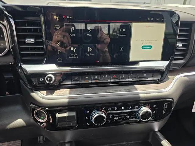 2026 GMC Sierra 1500 Crew Cab, Short Bed, SLT, 4WD