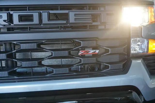 2026 Chevrolet Silverado 1500 4WD Crew Cab Short Bed Custom Trail Boss