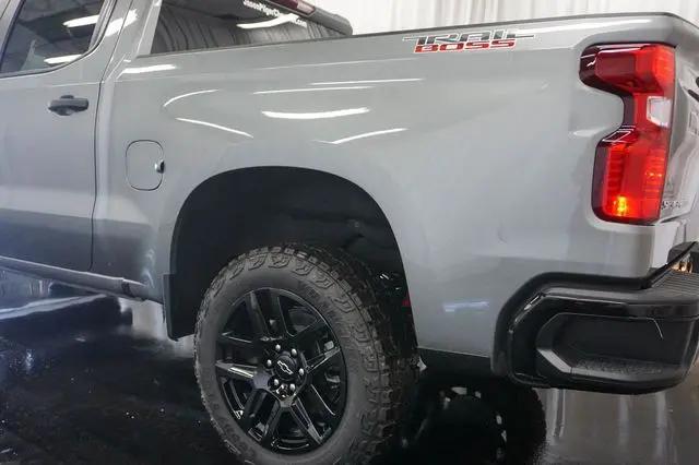 2026 Chevrolet Silverado 1500 4WD Crew Cab Short Bed Custom Trail Boss