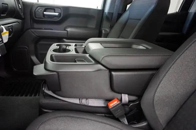 2026 Chevrolet Silverado 1500 4WD Crew Cab Short Bed Custom Trail Boss