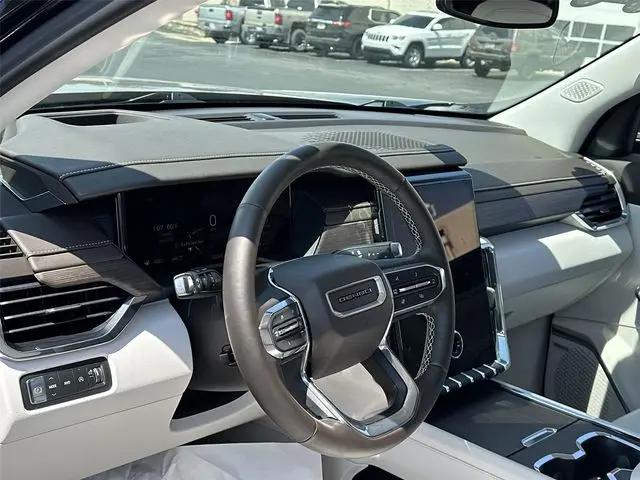 2024 GMC Acadia AWD Denali