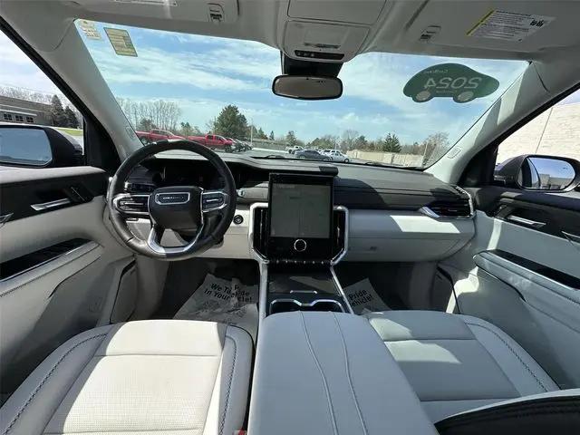 2024 GMC Acadia AWD Denali