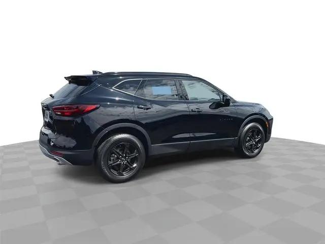 2023 Chevrolet Blazer AWD 2LT