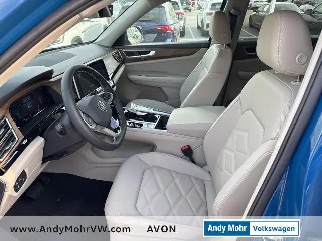 2026 Volkswagen Atlas SE with Technology