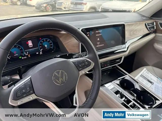 2026 Volkswagen Atlas SE with Technology